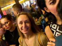 Distracție în Lord's Pub