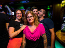 Distracție în Lord's Pub