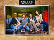 Distracţie în Lord's Pub
