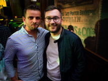 Distracție în Lord's Pub