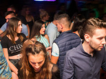 Distracție în Lord's Pub