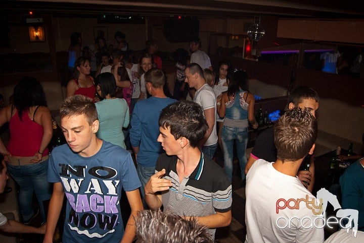 Distracţie în Seven, 