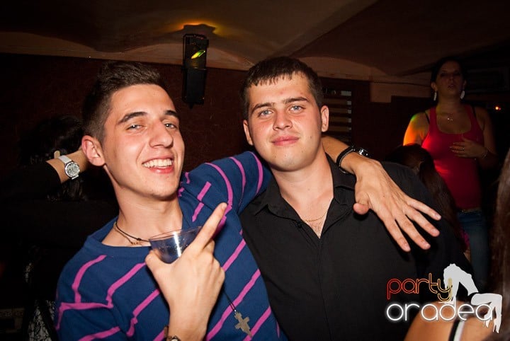 Distracţie în Seven, 