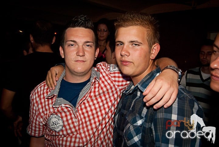 Distracţie în Seven, 