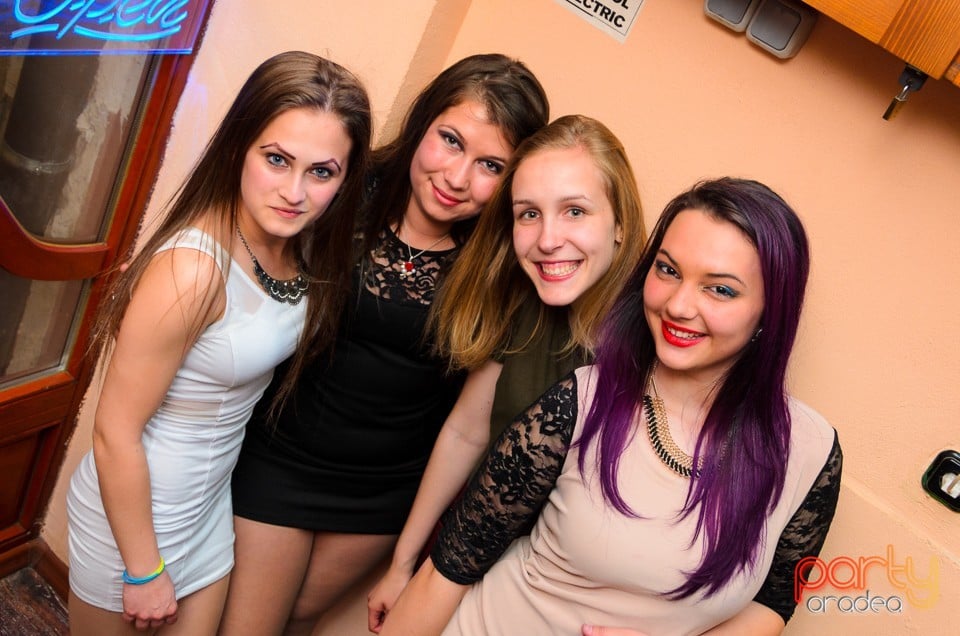 Distracţie în Window Pub, 