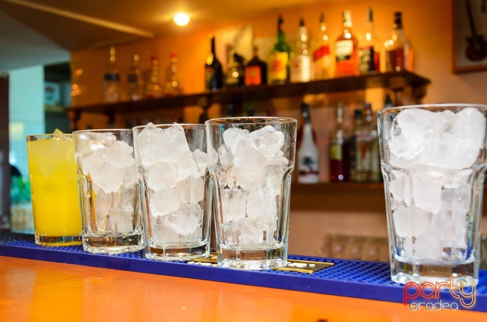 Distracţie în Window Pub, 