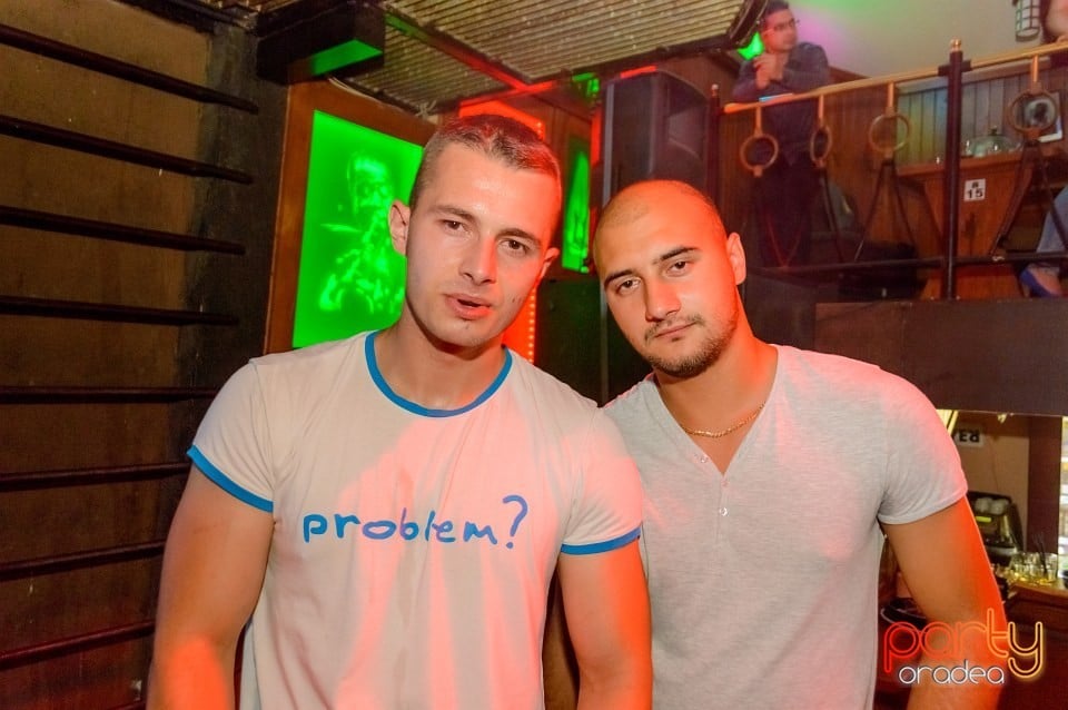 Distracţie în Window Pub, 