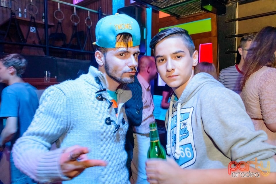 Distracţie în Window Pub, 