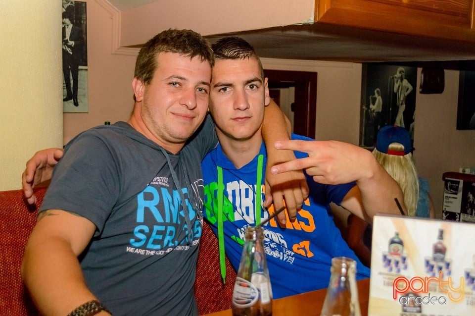 Distracţie în Window Pub, 