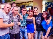 Distracţie în Window Pub