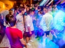 Distracţie în Window Pub