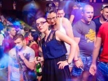 Distracţie în Window Pub