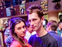 Distracţie în Window Pub