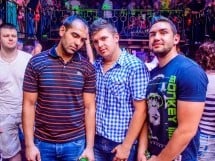 Distracţie în Window Pub