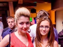 Distracţie în Window Pub