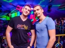 Distracţie în Window Pub