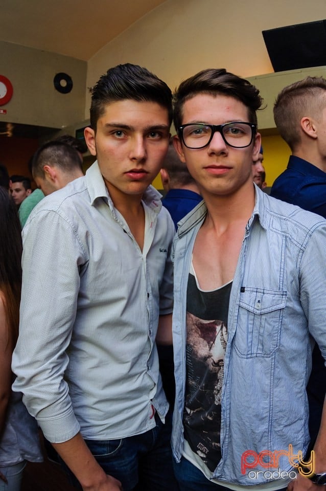 Distracţie în Yellow, 