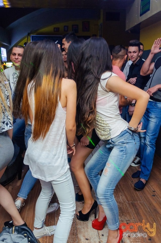 Distracţie în Yellow, 