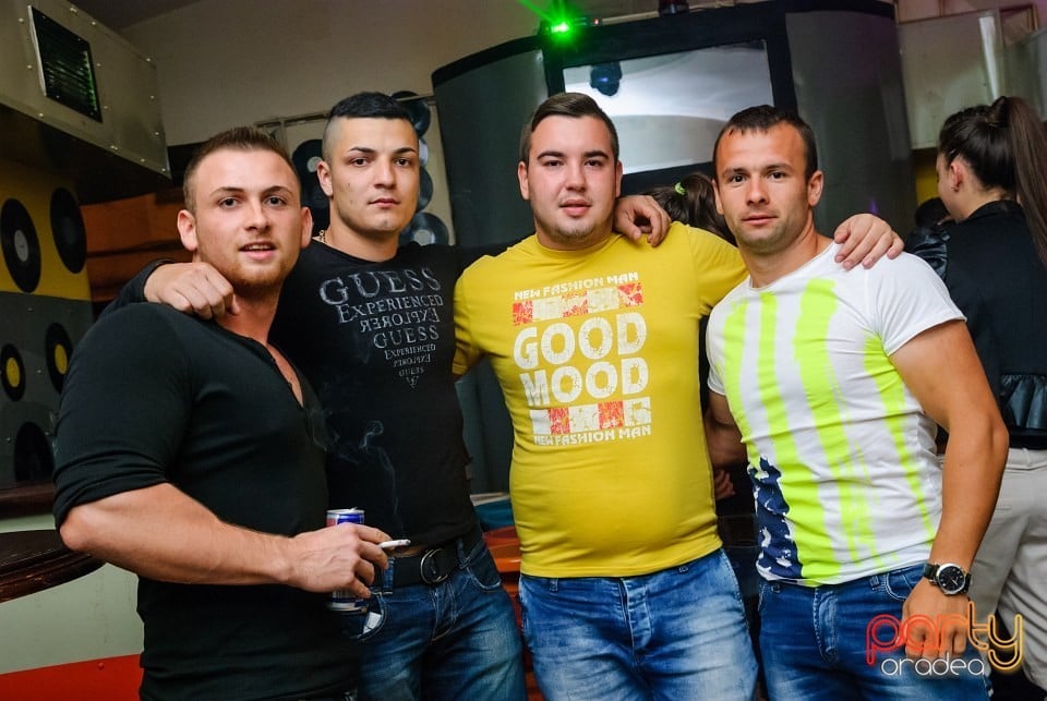 Distracţie în Yellow, 