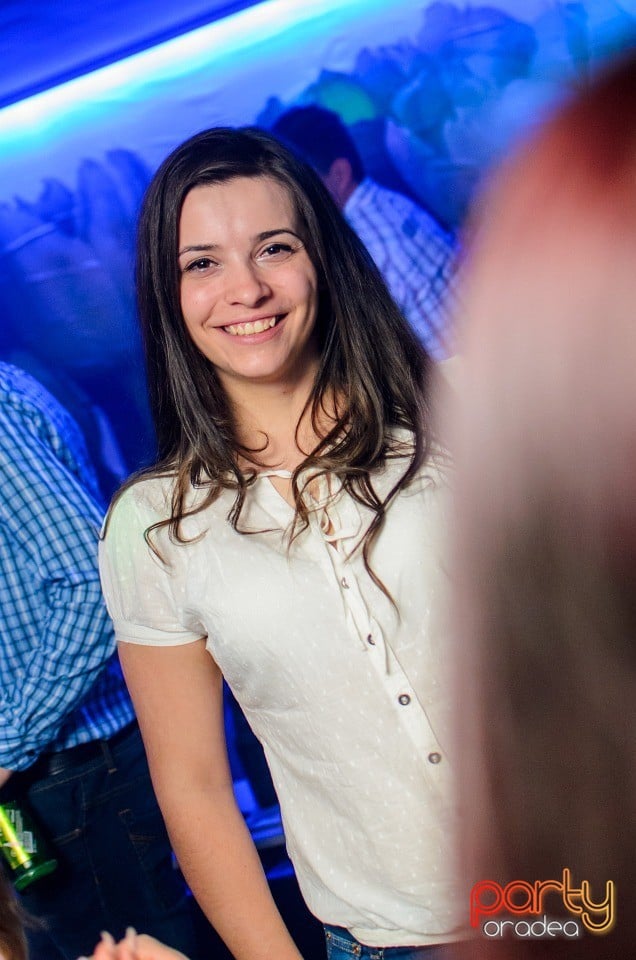 Distracţie în Zona Club,
