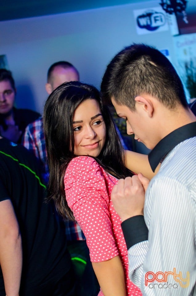 Distracţie în Zona Club,