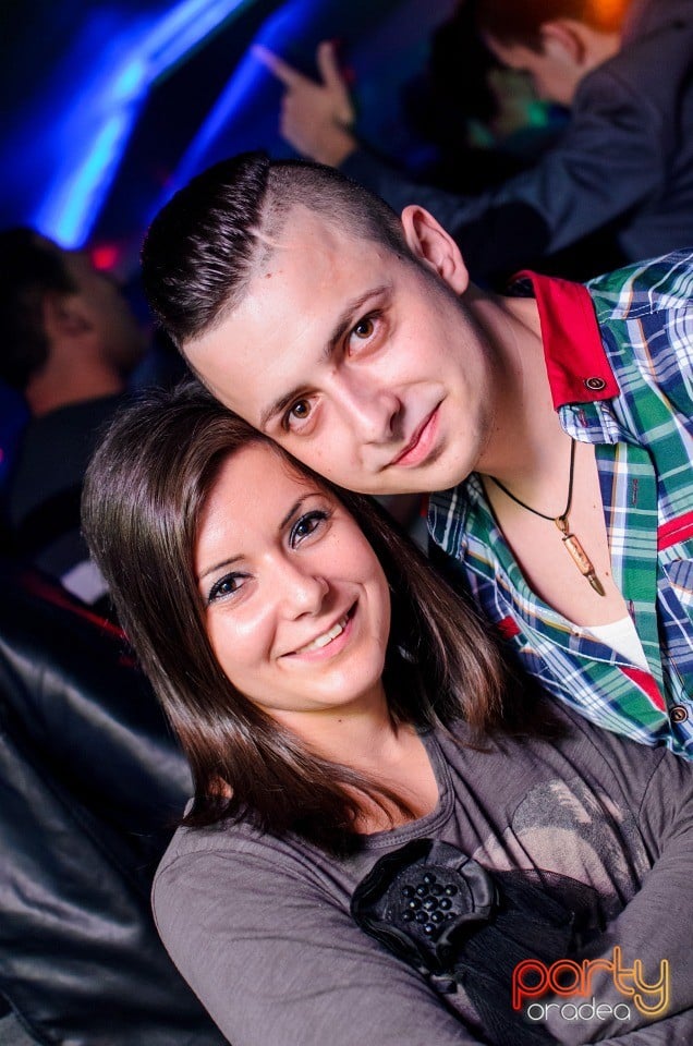 Distracţie în Zona Club,