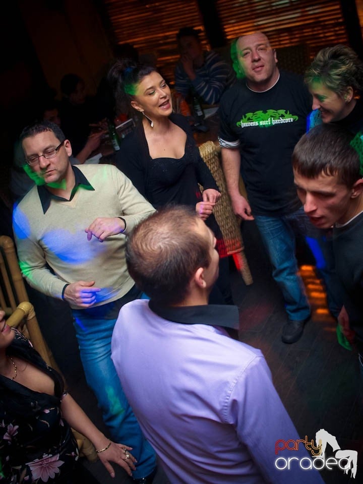 Distracţie în Zulu Caffe, Zulu Caffe