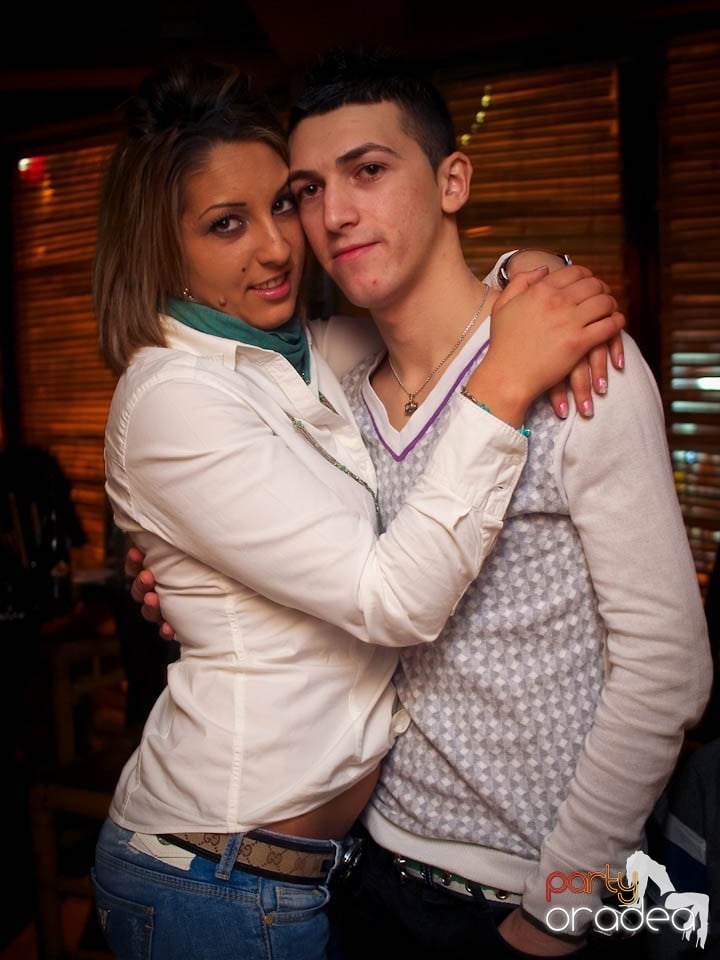 Distracţie în Zulu Caffe, Zulu Caffe