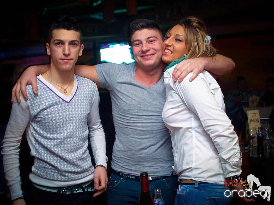 Distracţie în Zulu Caffe, Zulu Caffe