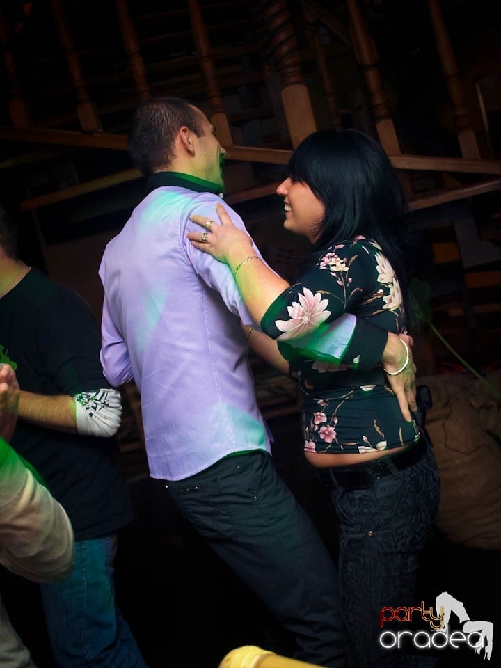 Distracţie în Zulu Caffe, Zulu Caffe