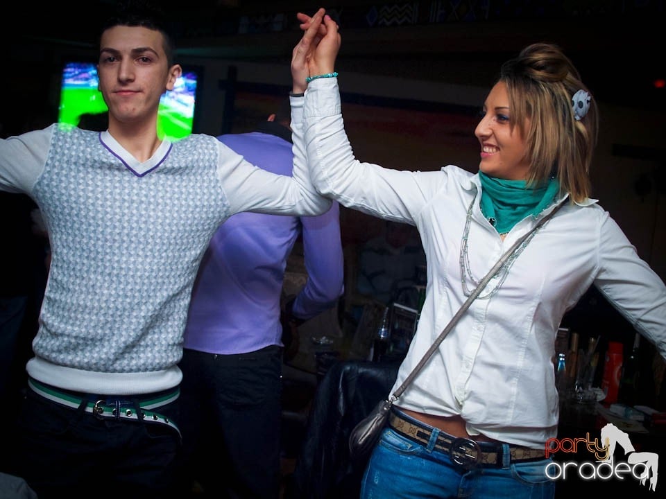 Distracţie în Zulu Caffe, Zulu Caffe