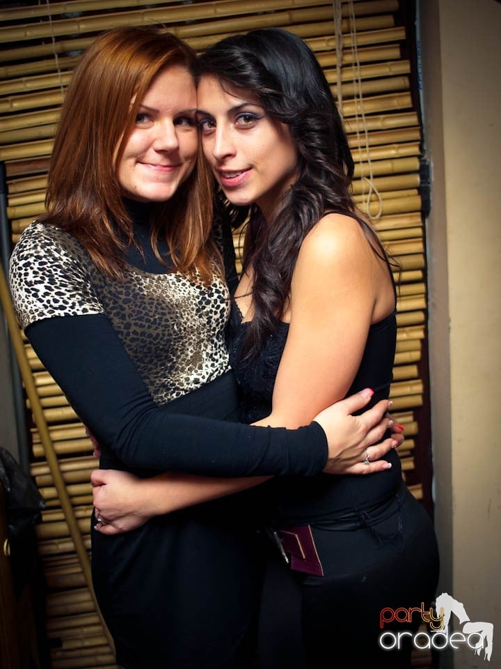 Distracţie în Zulu Caffe, Zulu Caffe