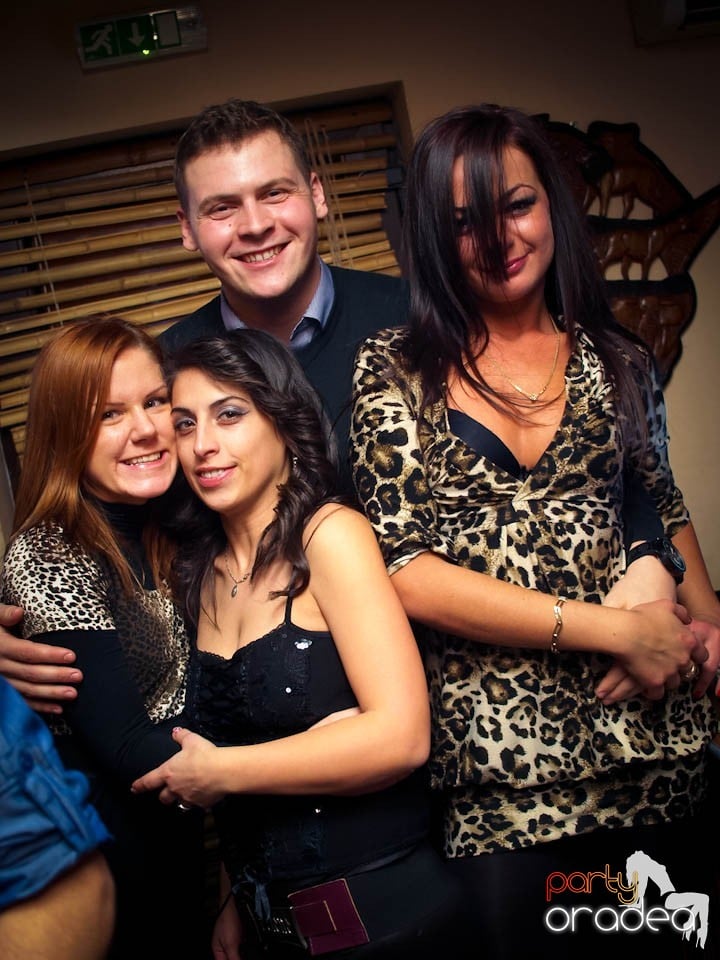 Distracţie în Zulu Caffe, Zulu Caffe