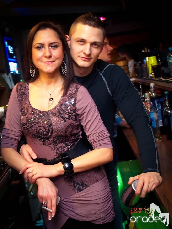 Distracţie în Zulu Caffe, Zulu Caffe