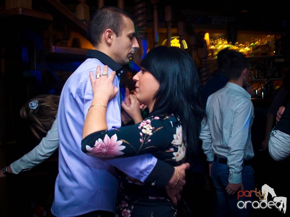 Distracţie în Zulu Caffe, Zulu Caffe