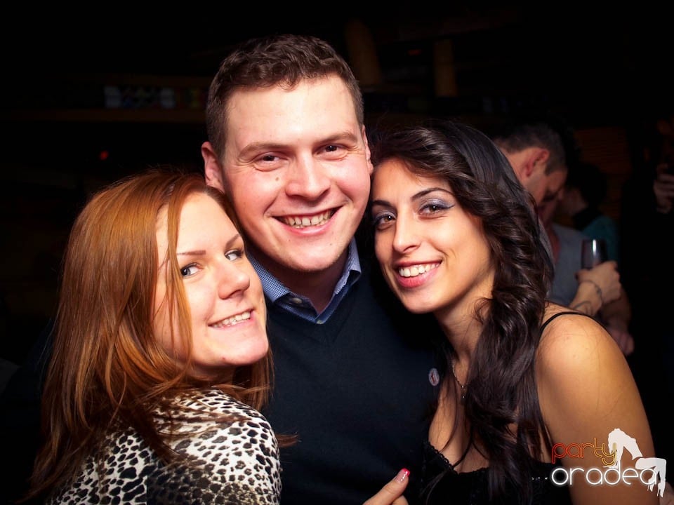 Distracţie în Zulu Caffe, Zulu Caffe