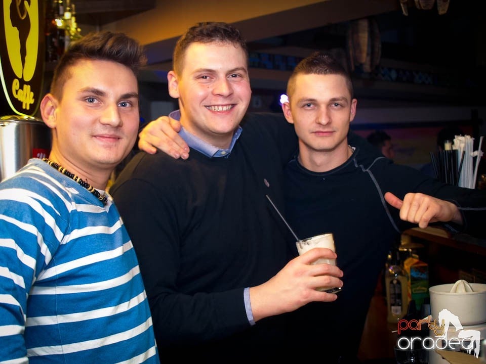 Distracţie în Zulu Caffe, Zulu Caffe