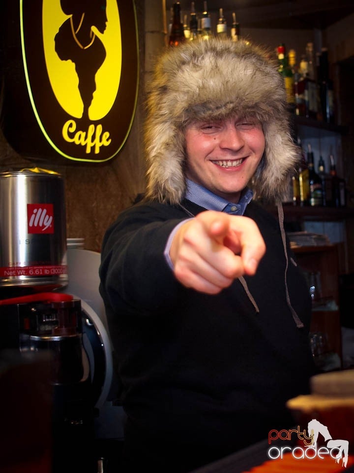 Distracţie în Zulu Caffe, Zulu Caffe