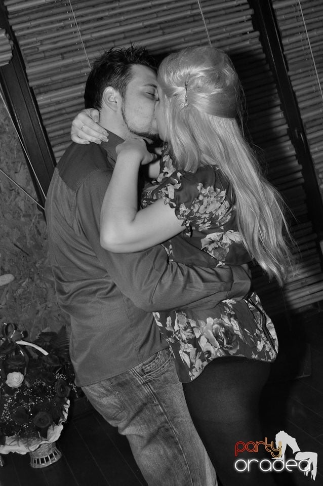 Distracţie în Zulu Caffe, Zulu Caffe