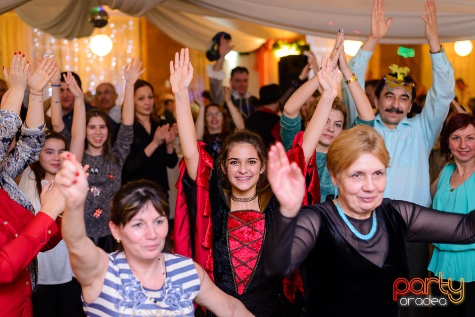 Distracţie la Hotel Mureş, Hotel Mureş