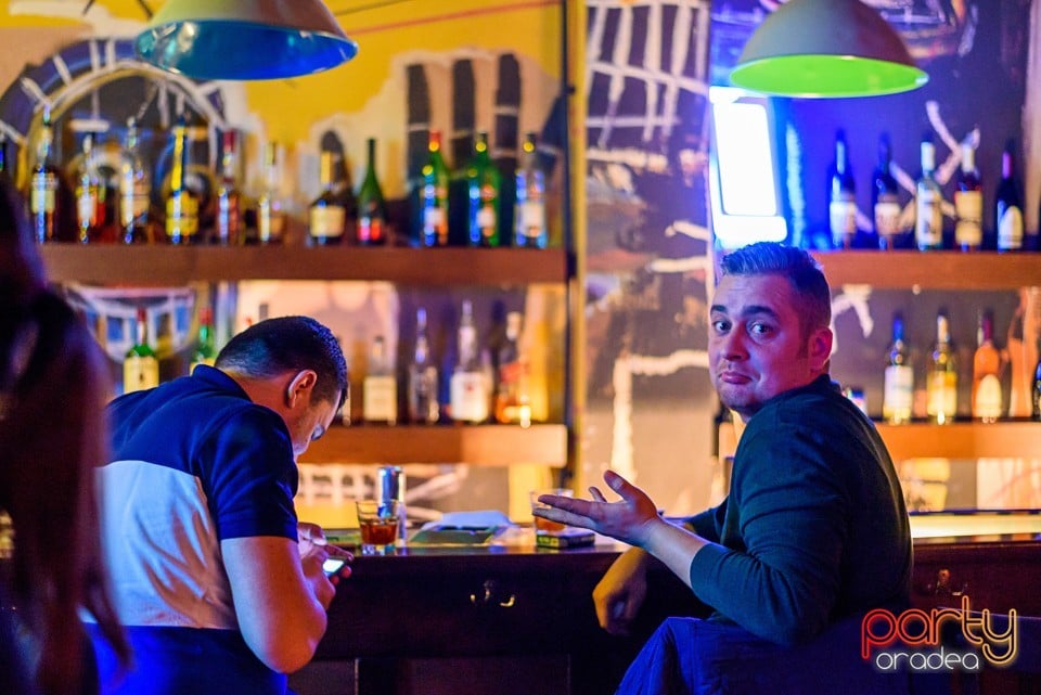 Distracţie la Juice, Juice
