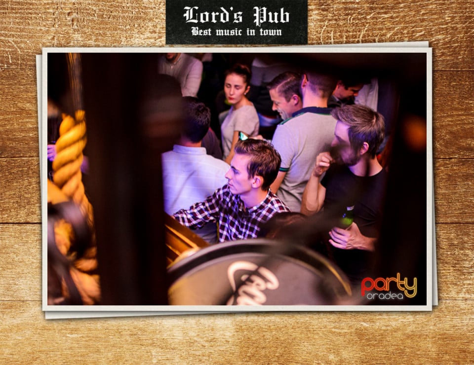 Distracție la Lord's Pub, Lord's Pub