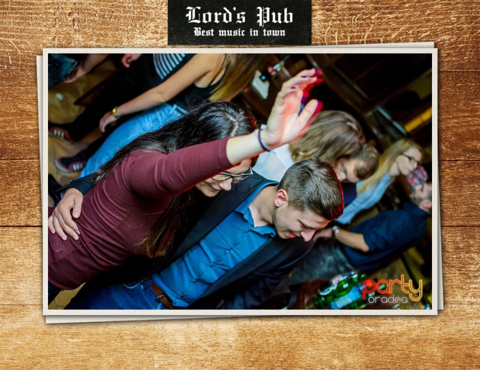 Distracţie la Lord's Pub, Lord's Pub