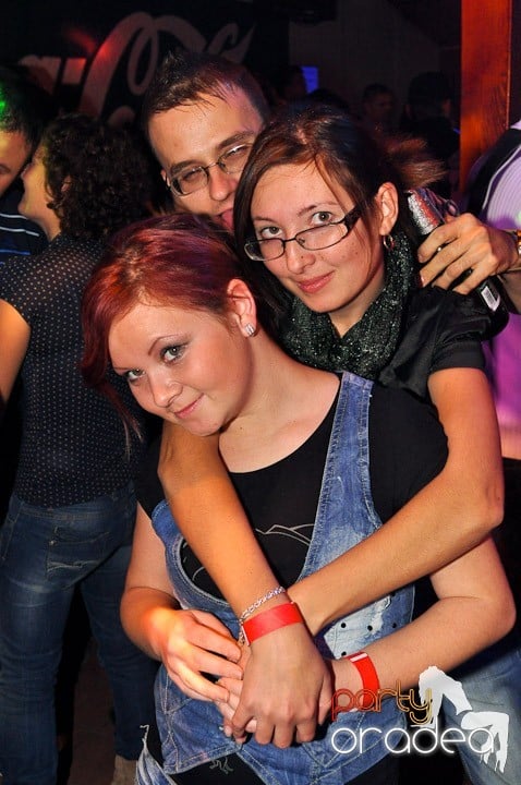 Distracţie la maxim în Disco Faház, 