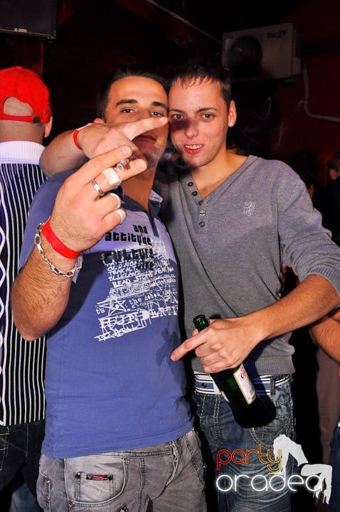 Distracţie la maxim în Disco Faház, 