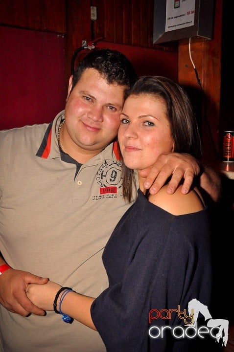 Distracţie la maxim în Disco Faház, 