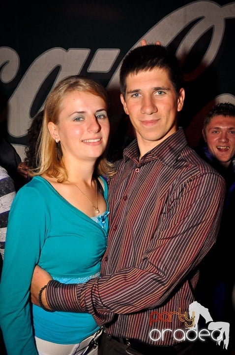 Distracţie la maxim în Disco Faház, 