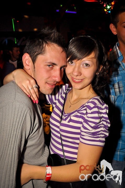 Distracţie la maxim în Disco Faház, 