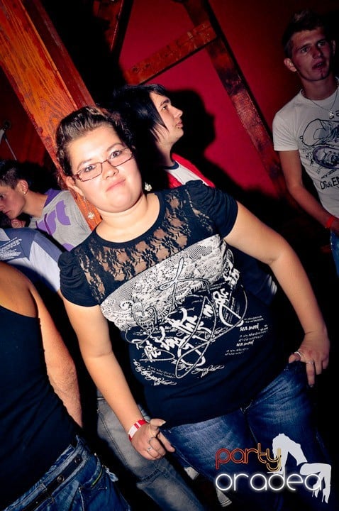 Distracţie la maxim în Disco Faház, 