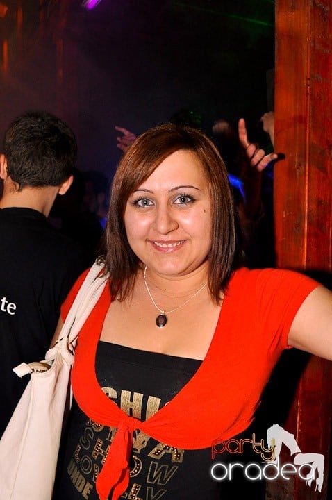 Distracţie la maxim în Disco Faház, 